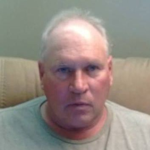 Meet your Posher, Ed - Picture 1 of 1